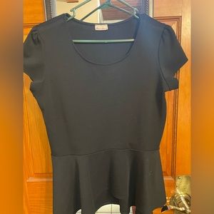 Cute little black top